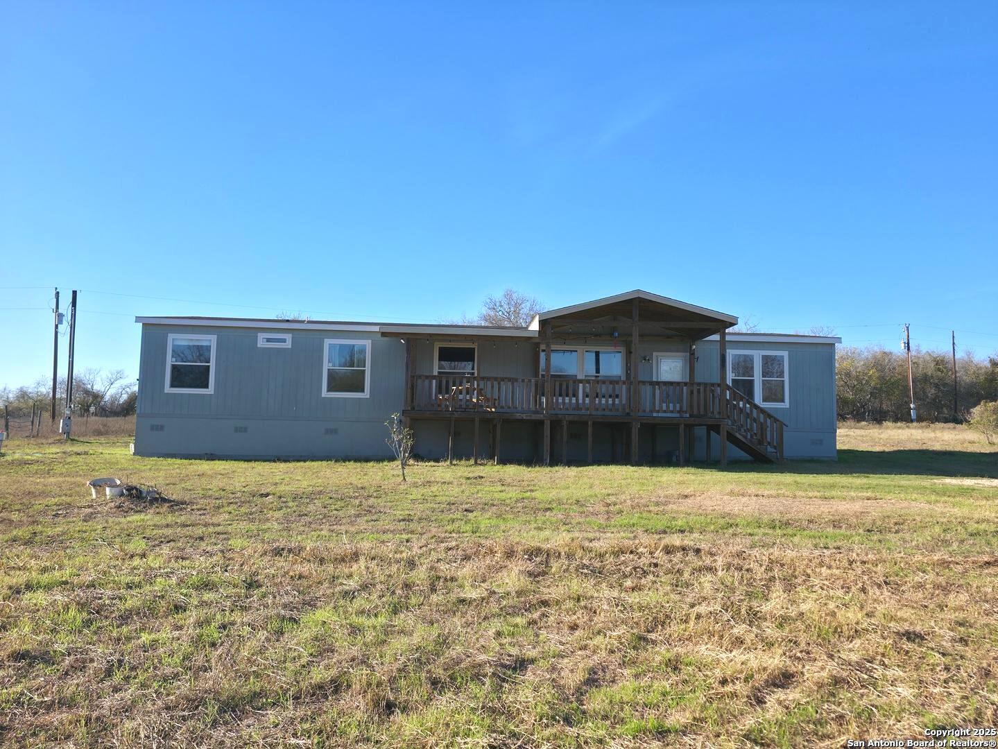 290 River Park Road Luling, TX 78648 - Photo 2 of 38