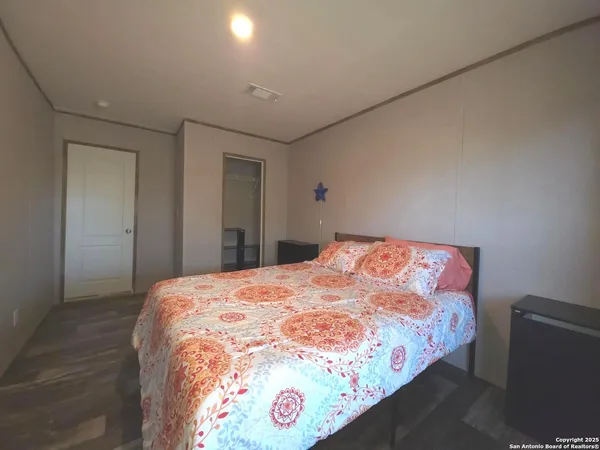 $335,000 | 290 River Park Road, Luling, TX 78648