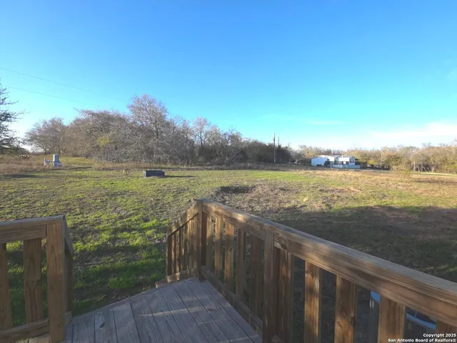 $370,000 | 290 River Park Road, Luling, TX 78648