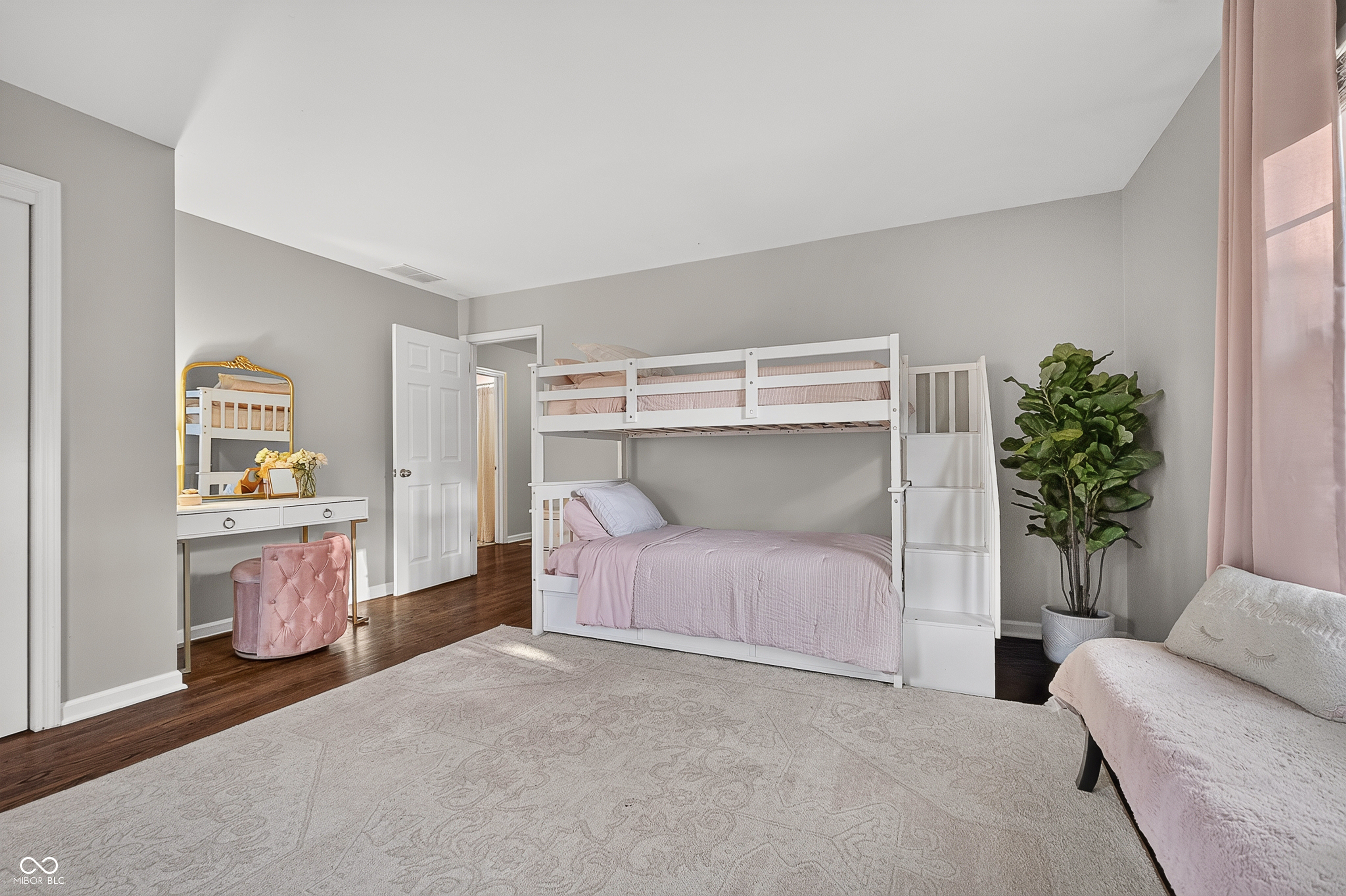 7215 Moorgate Road Indianapolis, IN 46250 - Photo 33 of 54 Gallery Image 33