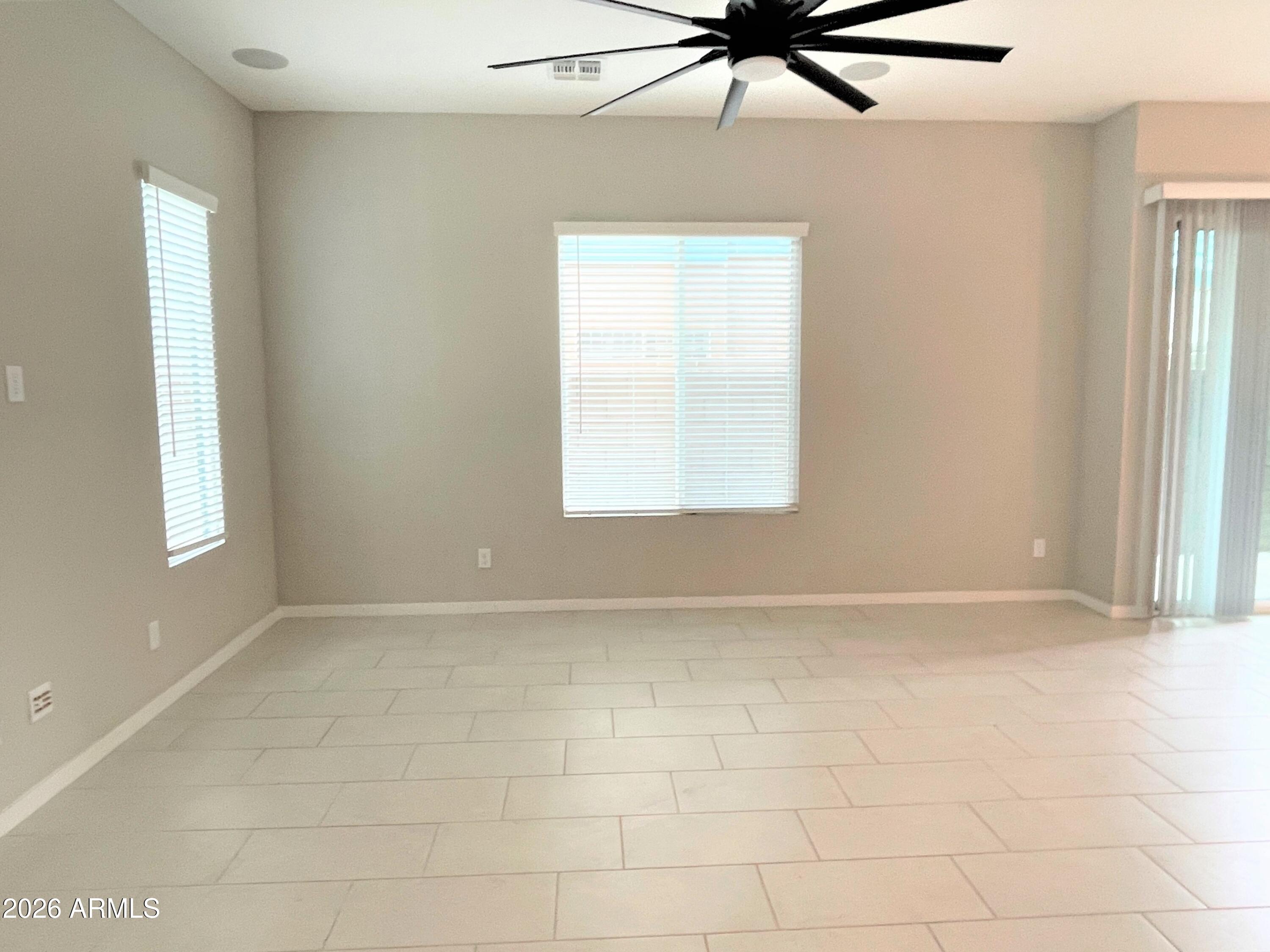 901 South Smith Road, Unit 1047 Tempe, AZ 85281 - Photo 5 of 20 IMG_5924
