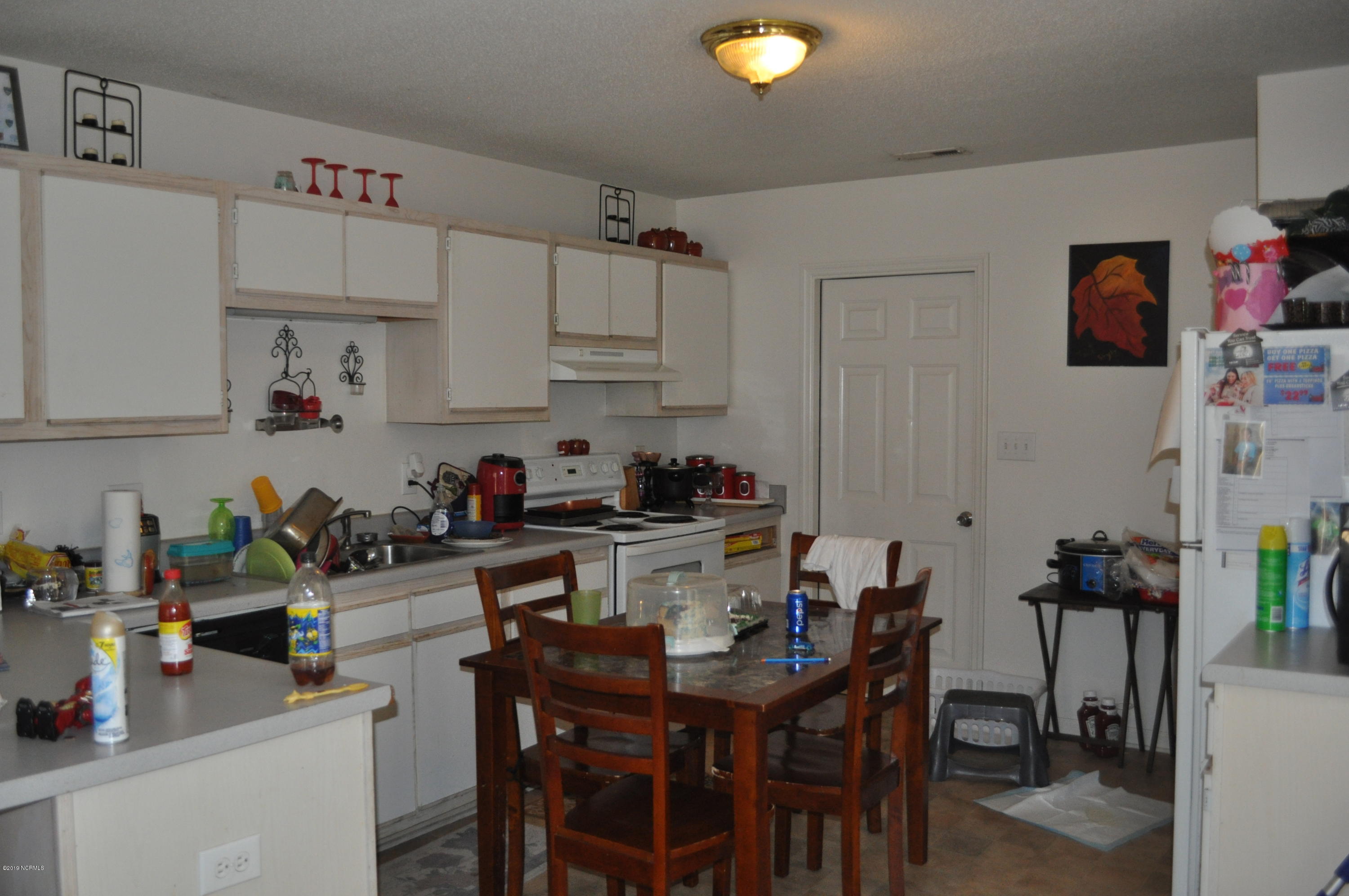 117 Charlton Road Hubert, NC 28539 - Photo 3 of 12 DSC_0190