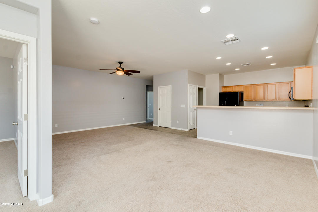 10128 West Chipman Road Tolleson, AZ 85353 - Photo 11 of 36 11-Chipman