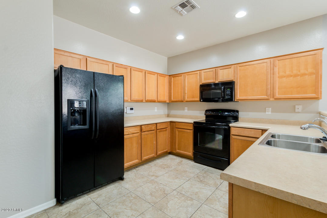 10128 West Chipman Road Tolleson, AZ 85353 - Photo 12 of 36 12-Chipman