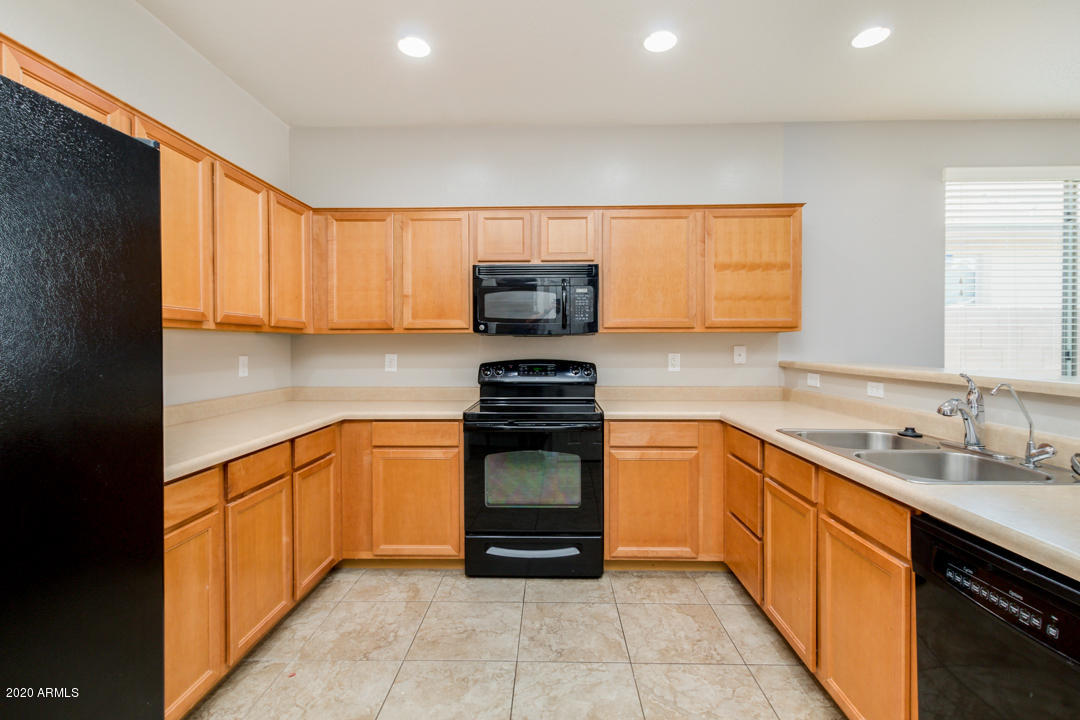 10128 West Chipman Road Tolleson, AZ 85353 - Photo 16 of 36 16-Chipman