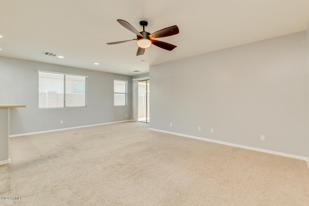 10128 West Chipman Road Tolleson, AZ 85353 - Photo 4 of 36 04-Chipman