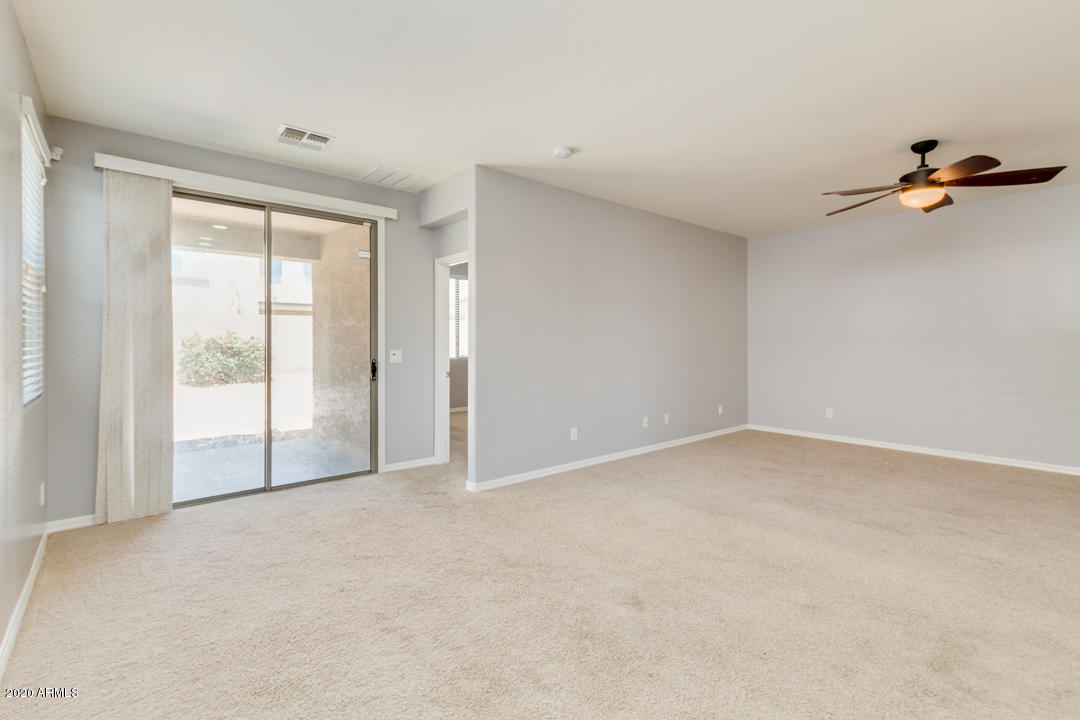 10128 West Chipman Road Tolleson, AZ 85353 - Photo 8 of 36 08-Chipman