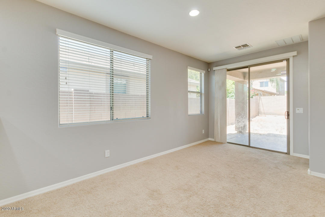 10128 West Chipman Road Tolleson, AZ 85353 - Photo 9 of 36 09-Chipman