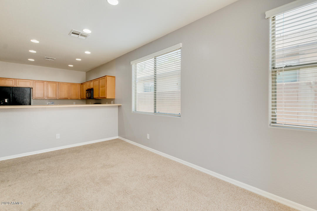 10128 West Chipman Road Tolleson, AZ 85353 - Photo 10 of 36 10-Chipman