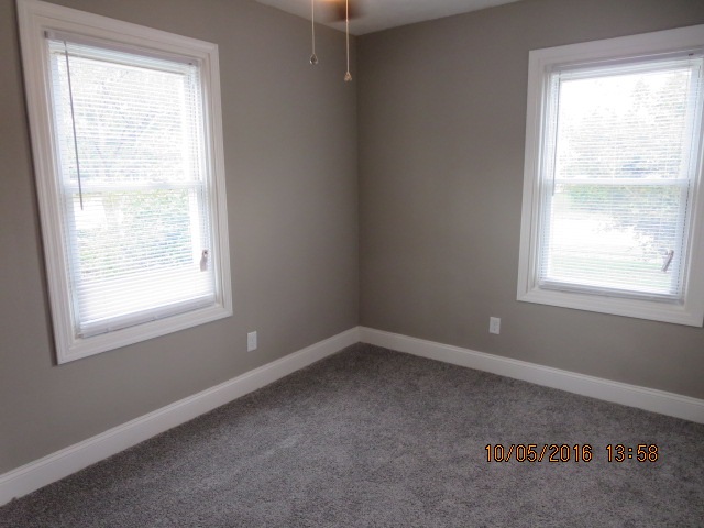 406 Lexington Road Evansville, IN 47710 - Photo 7 of 14