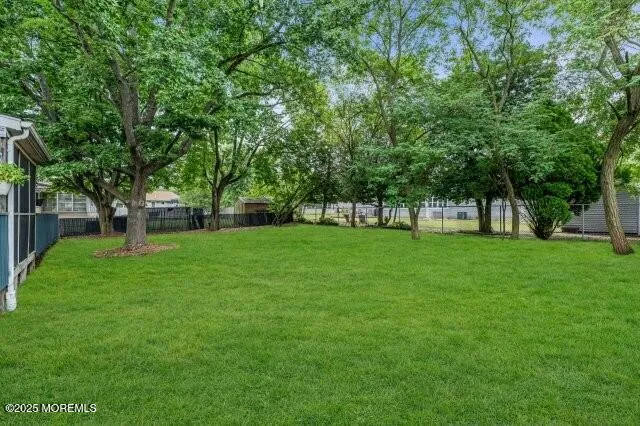 $429,900 | 5 Pawpaw Drive, Toms River, NJ 08753