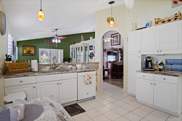 $539,900 | 4828 Southeast Mariner Village Lane, Stuart, FL 34997