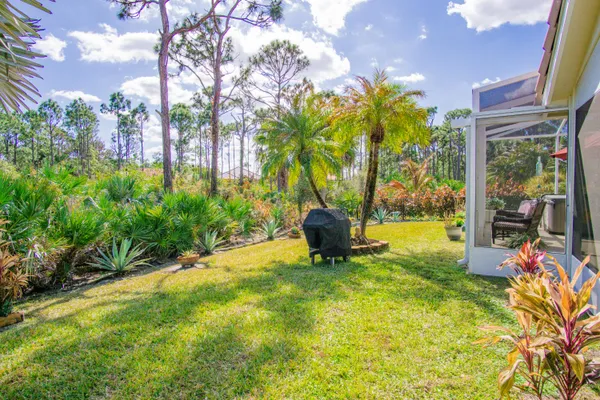 $539,900 | 4828 Southeast Mariner Village Lane, Stuart, FL 34997