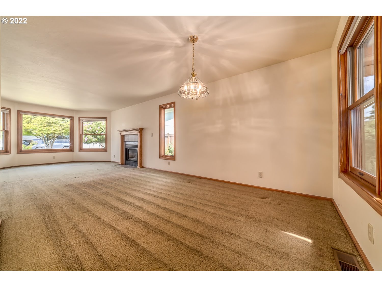 3166 W Street Springfield, OR 97477 - Photo 9 of 32 a view of a room with window and hardwood floor