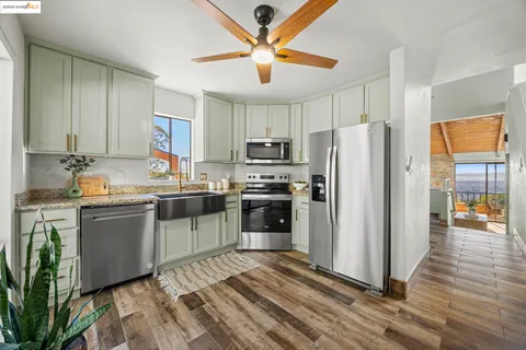 $799,000 | 12 Sereno Circle, Oakland, CA 94619