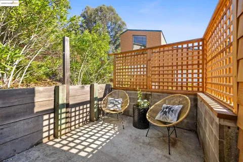 $799,000 | 12 Sereno Circle, Oakland, CA 94619