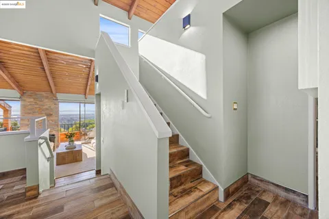 $799,000 | 12 Sereno Circle, Oakland, CA 94619