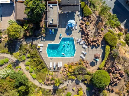 $799,000 | 12 Sereno Circle, Oakland, CA 94619