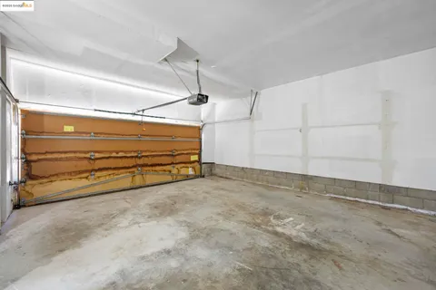 $799,000 | 12 Sereno Circle, Oakland, CA 94619