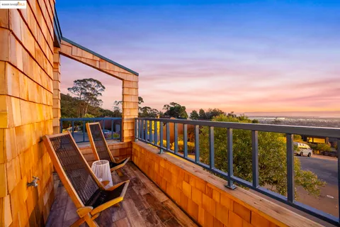 $799,000 | 12 Sereno Circle, Oakland, CA 94619