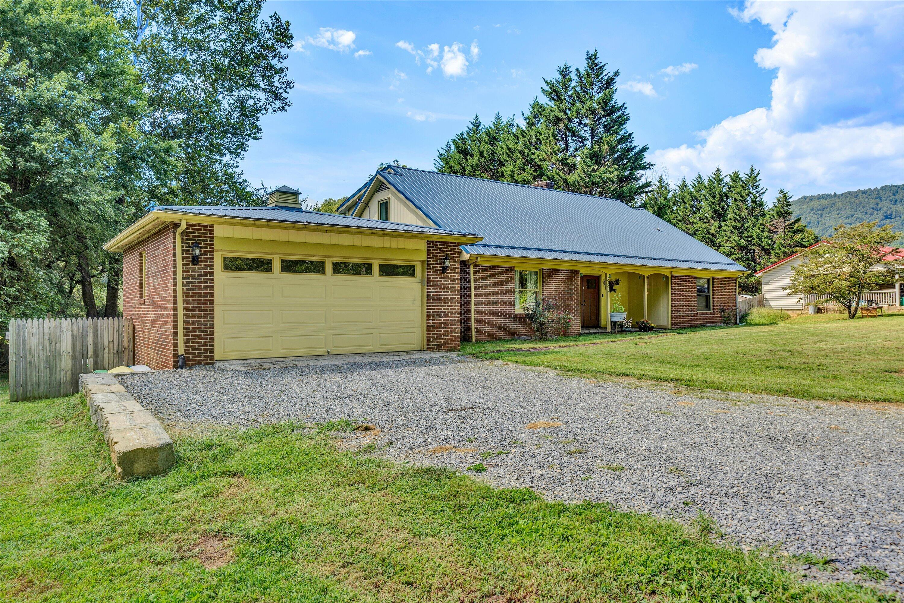 3305 Naff Road Boones Mill, VA 24065 - Photo 3 of 53 Exterior
