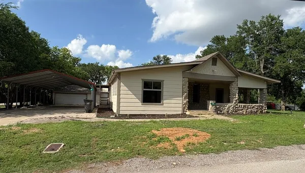 $2,650 | 4876 East Williams Spring Road, Fort Worth, TX 76135