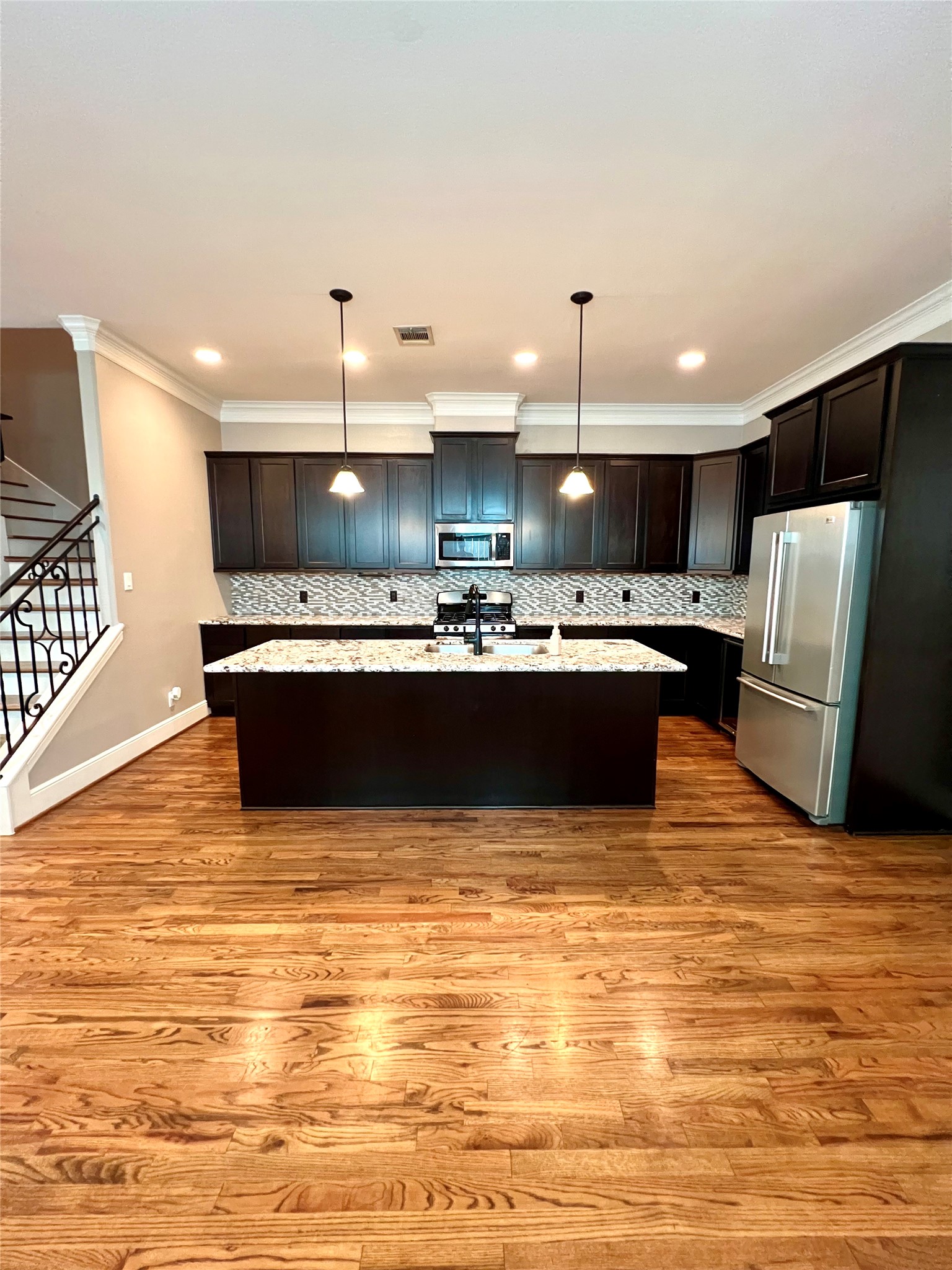 1818 Edwards Street Houston, TX 77007 - Photo 6 of 33