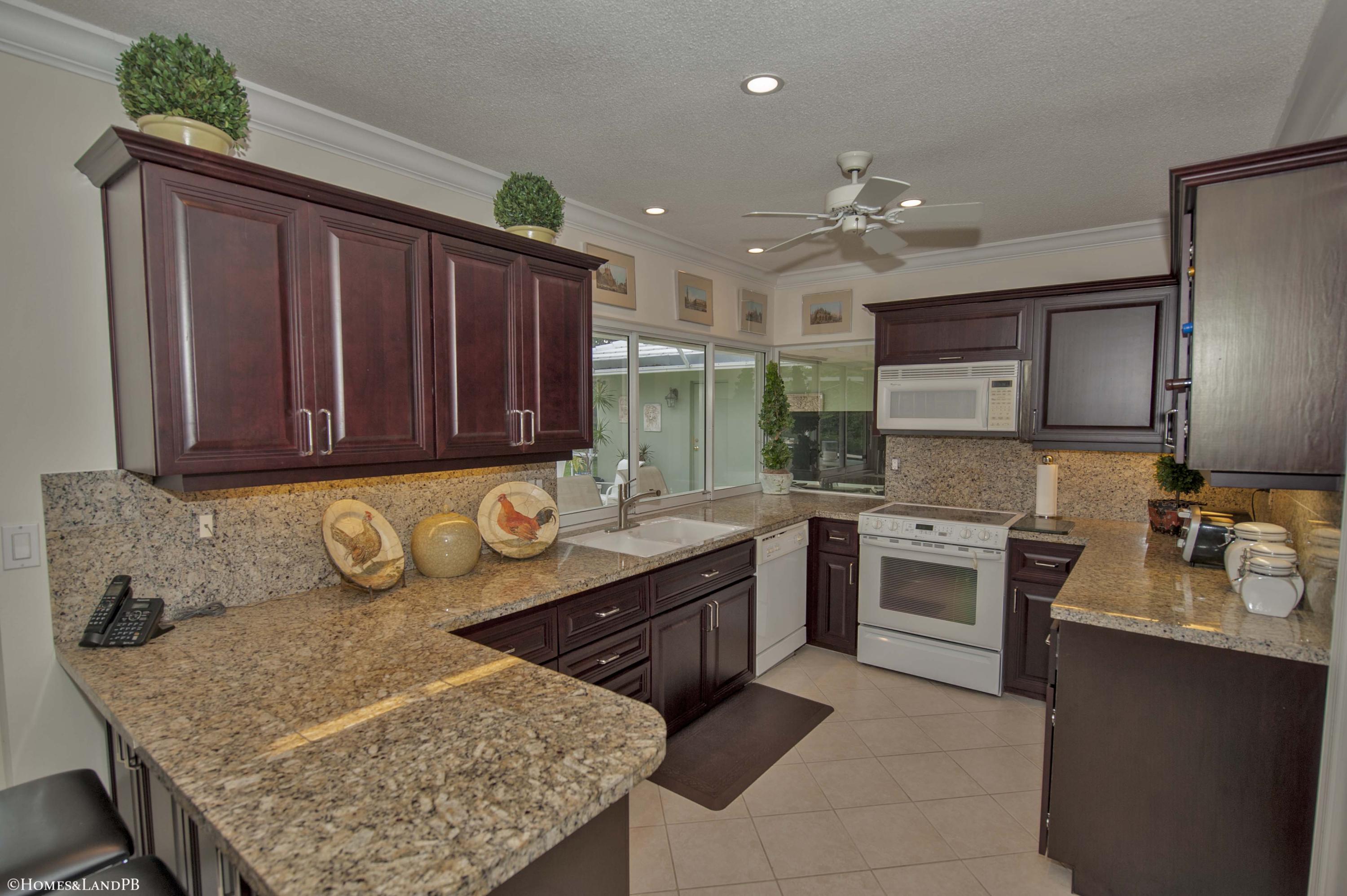 690 Elm Tree Lane Boca Raton, FL 33486 - Photo 3 of 20 690 Elm Tree Lane.7