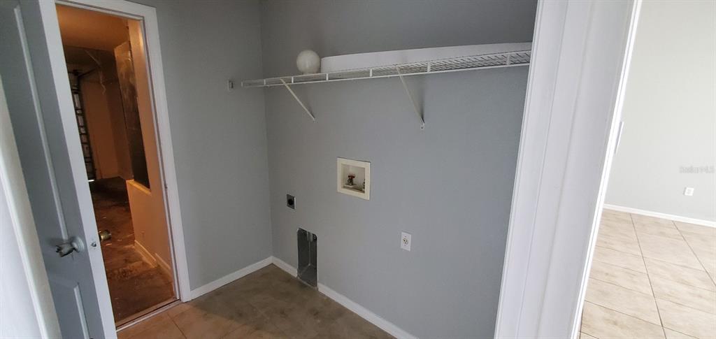 1757 Pompano Drive Kissimmee, FL 34759 - Photo 10 of 14 a view of closet