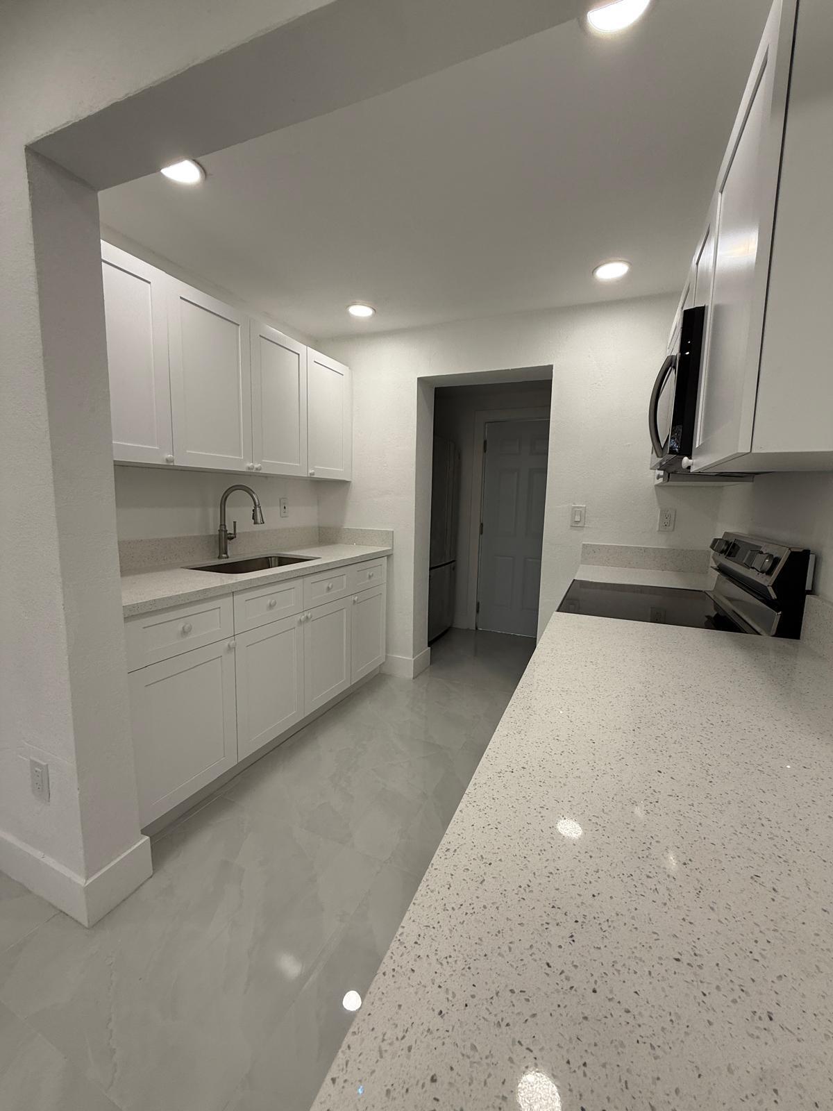 4400 Southwest 36th Street West Park, FL 33023 - Photo 7 of 23 PHOTO-2025-11-28-14-11-23 4