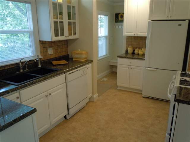 303 West Barrington Road Peoria, IL 61614 - Photo 3 of 15 Gallery Image 3