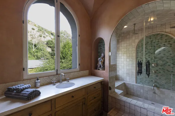 $15,750 | 1407 North Beverly Drive, Beverly Hills, CA 90210