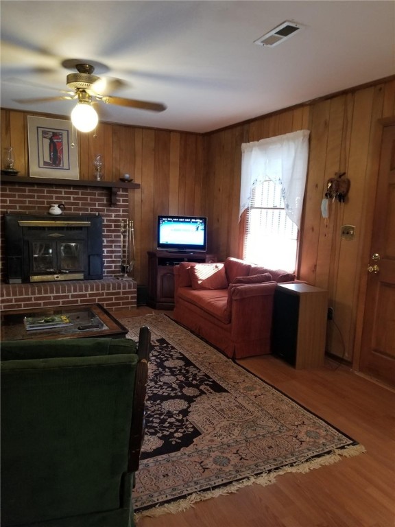 195 Chauga Valley Road Westminster, SC 29693 - Photo 8 of 12 Gallery Image 8