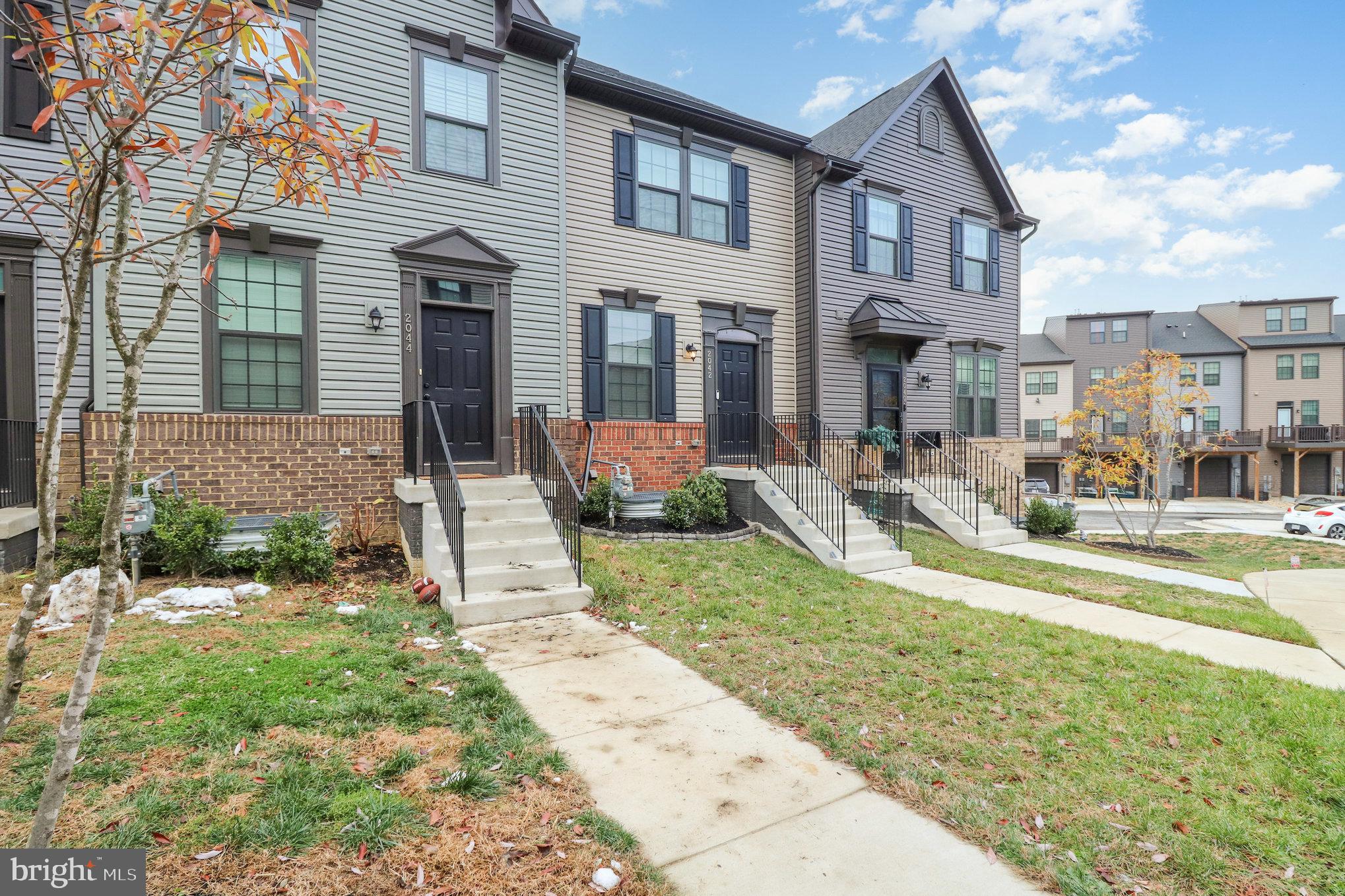 2042 Track Circle Fredericksburg, VA 22401 - Photo 2 of 12
