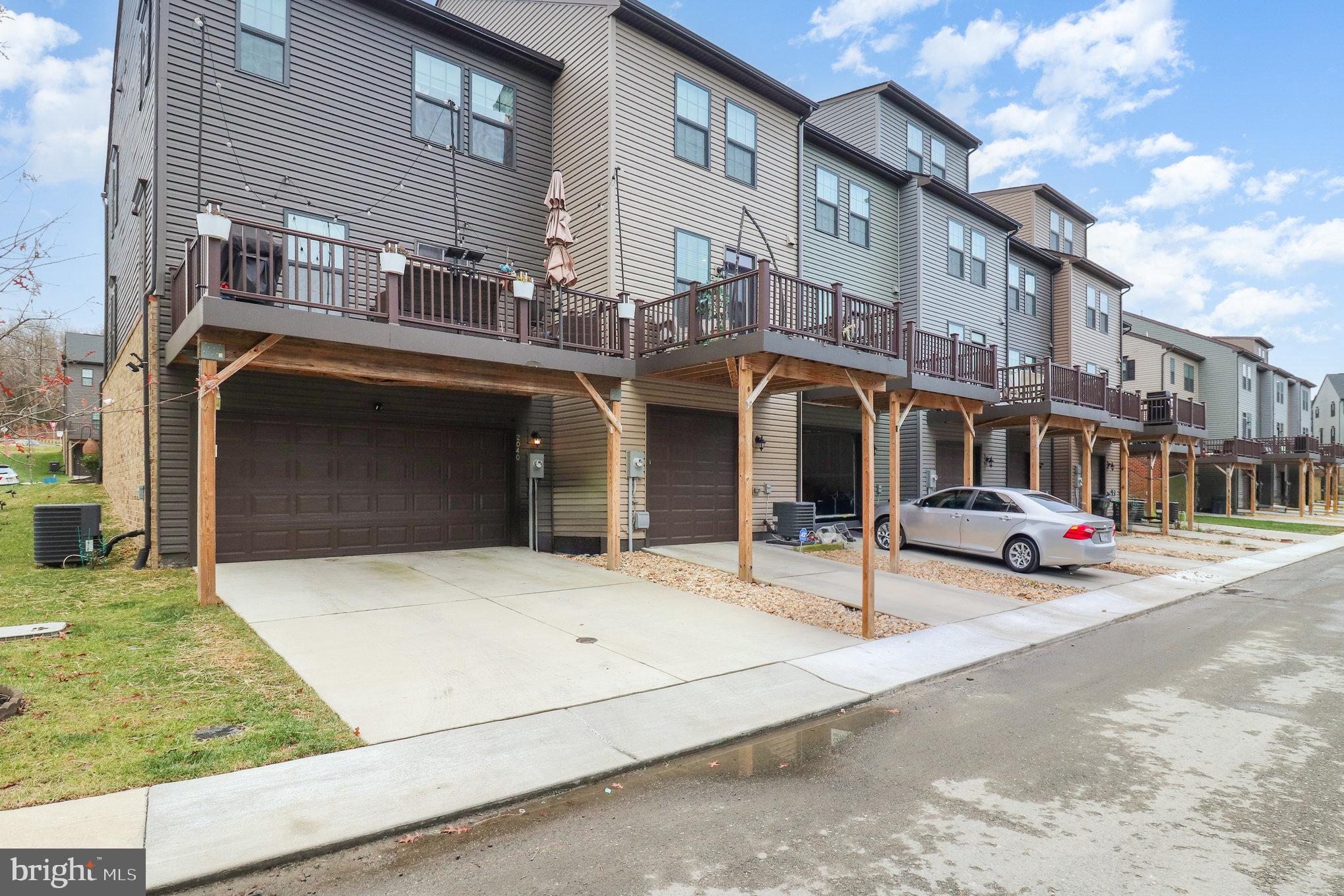 2042 Track Circle Fredericksburg, VA 22401 - Photo 5 of 12