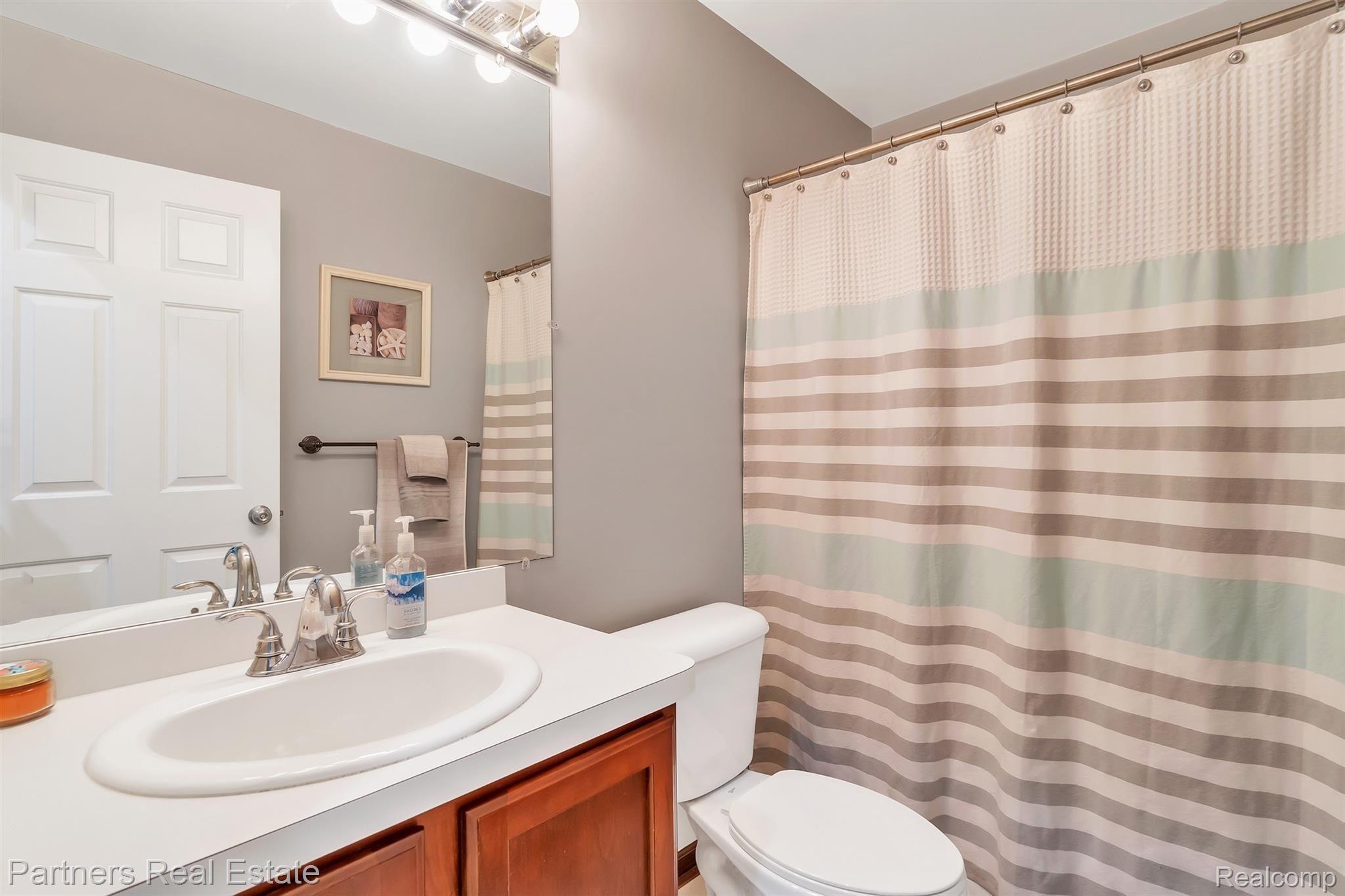 9637 North Marsh Road Fowlerville, MI 48836 - Photo 19 of 46 15-9637 N Marsh Rd-windowstill-real.jpg