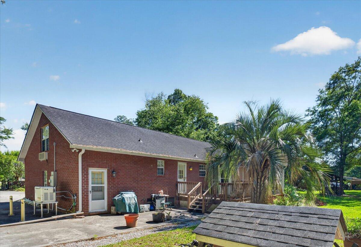 1760 Black Tom Road Moncks Corner, SC 29461 - Photo 36 of 41