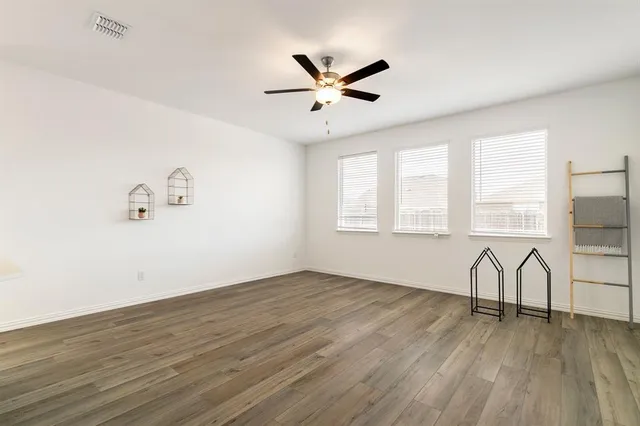 $2,740 | 800 Chip Street, Little Elm, TX 75068