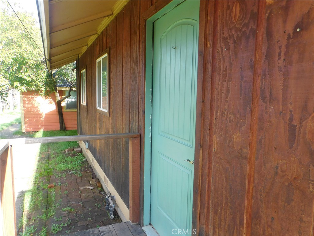 15868 Main Street Middletown, CA 95461 - Photo 9 of 16 a view of an entryway