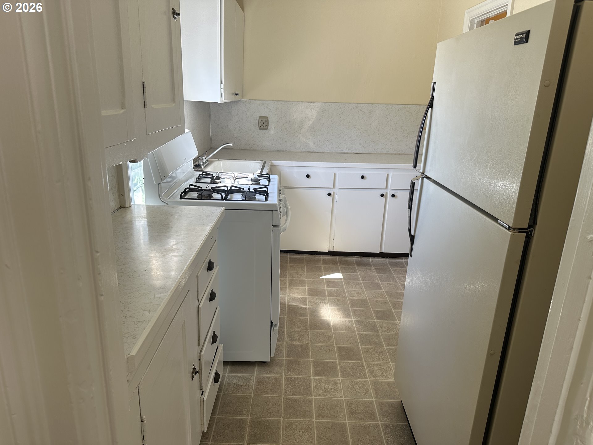 2625 Southeast Stark Street Portland, OR 97214 - Photo 18 of 25