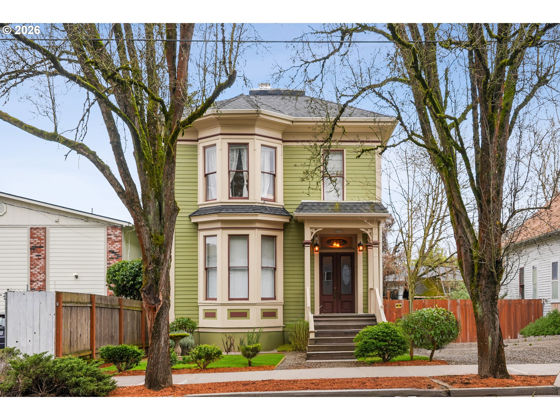 2625 Southeast Stark Street Portland, OR 97214 - Photo 2 of 25