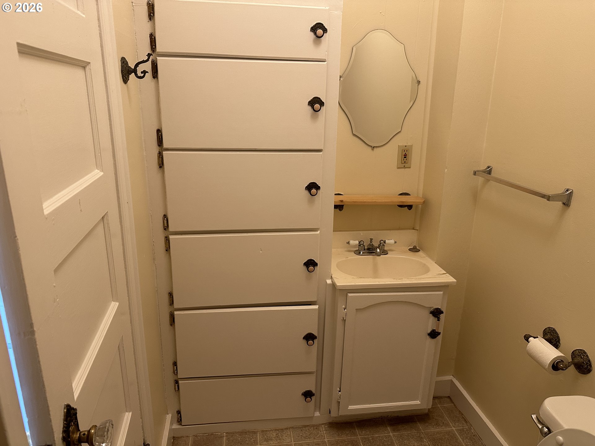 2625 Southeast Stark Street Portland, OR 97214 - Photo 22 of 25