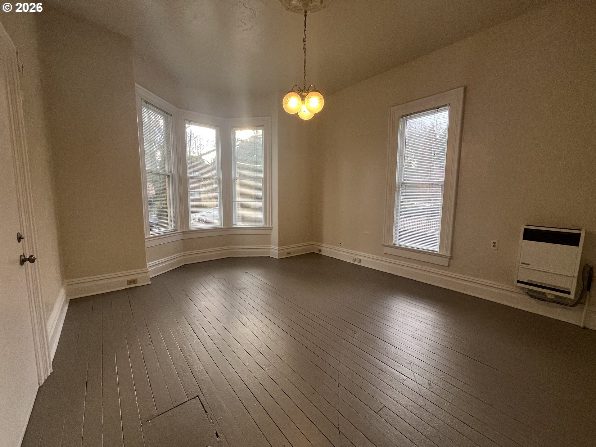 2625 Southeast Stark Street Portland, OR 97214 - Photo 4 of 25