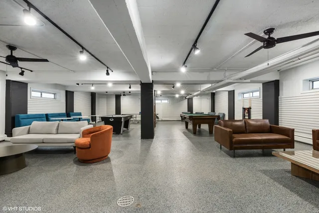 $1,700 | 4950 North Marine Drive, Unit 1001, Chicago, IL 60640