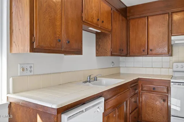 $500,000 | 151 West Bay Boulevard, Port Hueneme, CA 93041