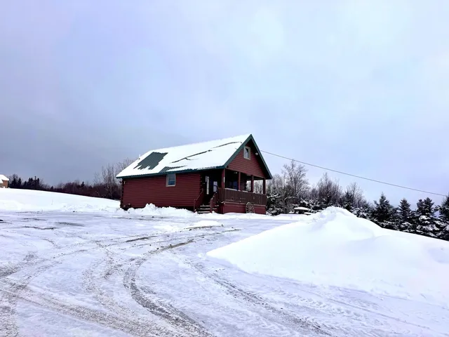 $299,000 | 768 Main Street, St. Agatha, ME 04772