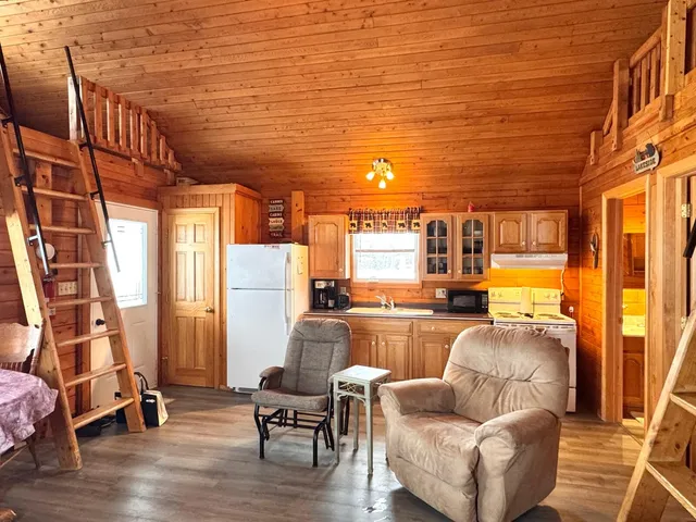 $299,000 | 768 Main Street, St. Agatha, ME 04772