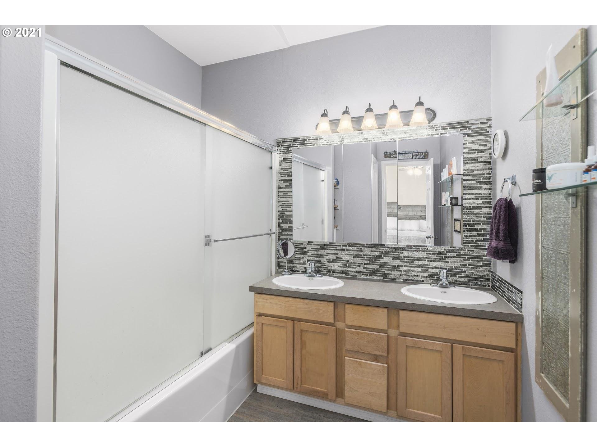 59643 Oak Ridge Street St. Helens, OR 97051 - Photo 15 of 24 Gallery Image 15