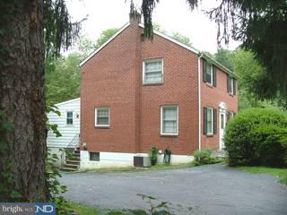 24 East Thomson Avenue Springfield, PA 19064 - Photo 3 of 6 Gallery Image 3