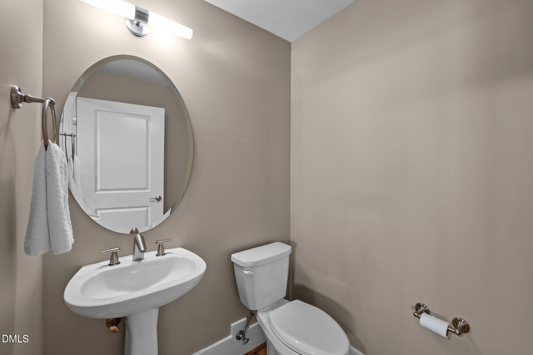 444 South Blount Street, Unit 205 Raleigh, NC 27601 - Photo 21 of 64 31-web-or-mls-P1114214